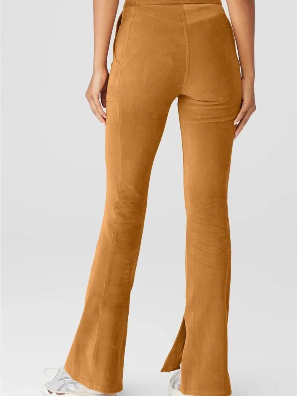 Alo Yoga Winter Break High Waist Flare Pants In Toffee Size Small